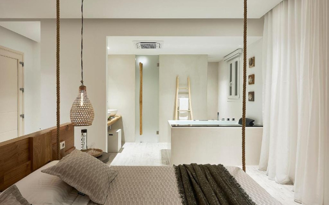 Nirome Luxury Suites