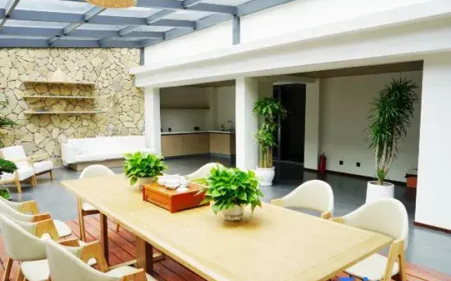 Wolong Nature Reserve Sanchuan Yue Homestay