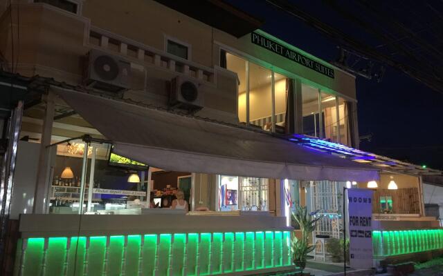 Отель Phuket Airport Suites & Lounge Bar - Club 96 Таиланд, Пхукет - отзывы, цены и фото номеров - забронировать отель Phuket Airport Suites & Lounge Bar - Club 96 онлайн вид на фасад