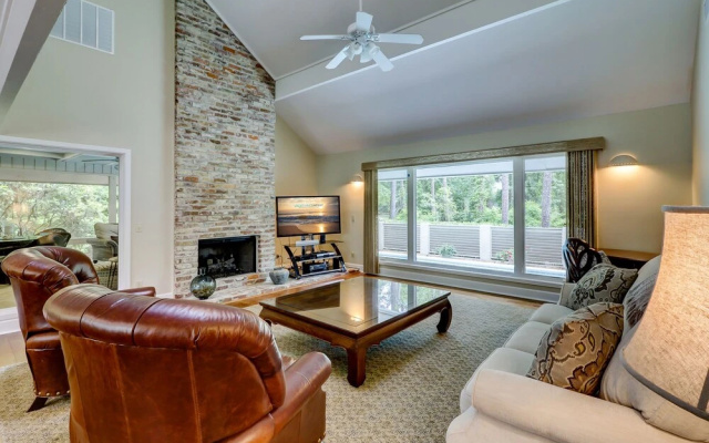 78 Baynard Cove
