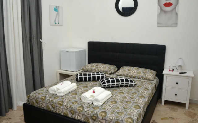 Exclusive House Center