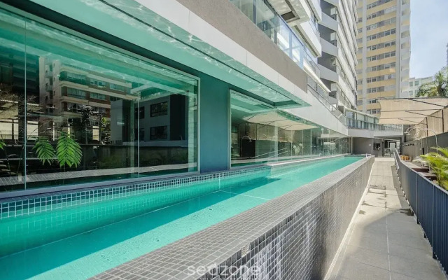Studio w/ pool near subway FRE2112