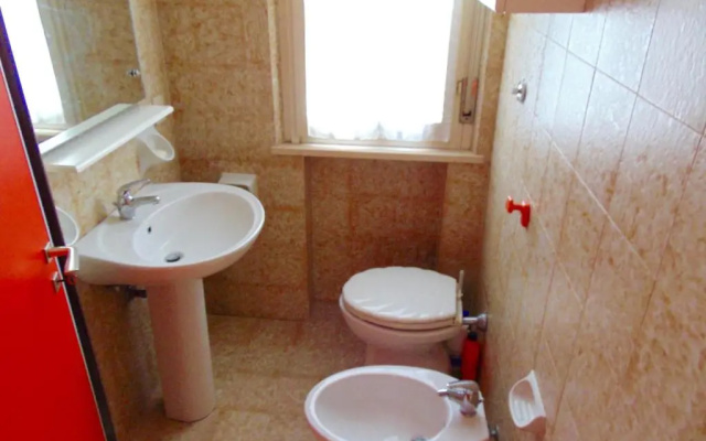 M245 - Marcelli, trilocale con terrazzo e a/c