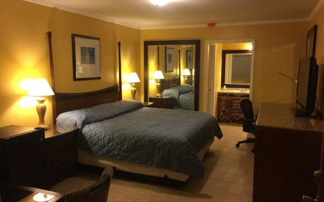 Dragon Inn & Suites
