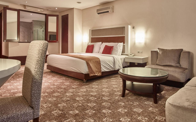 President Executive Club