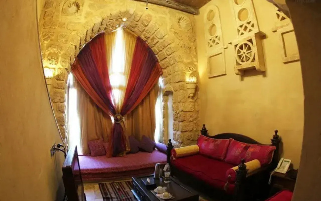 Assaha Hotel