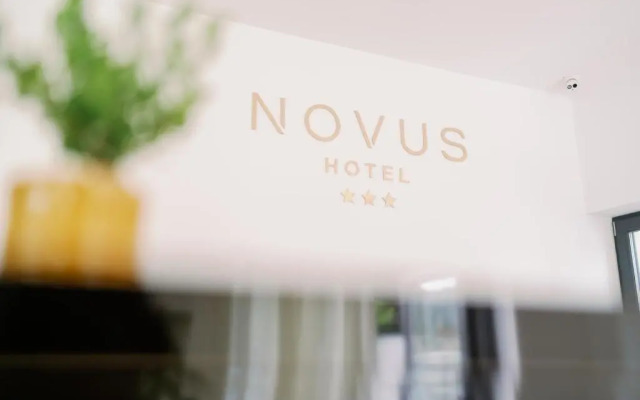 Novus Hotel