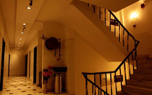 OYO 22154 Hotel Delhi Darbar