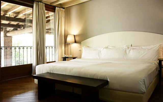 Santellone Resort