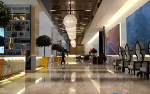 The Platinum KLCC by Holma