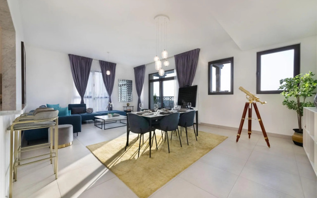 Exclusive Seaview 3BR Roof Terrace Apt with Scenic Views of Burj alArab