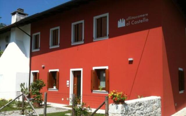 Отель Affittacamere Al castello Корденонс вид на фасад
