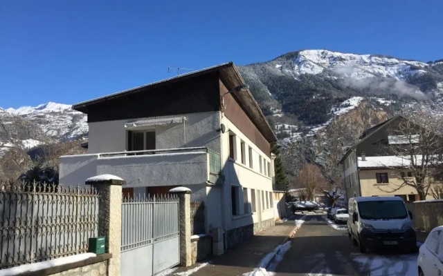 Superbe appartement à Bourg d'Oisans avec terrasse Sud