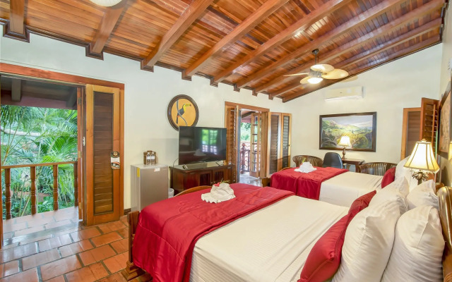 Hotel Villas Lirio