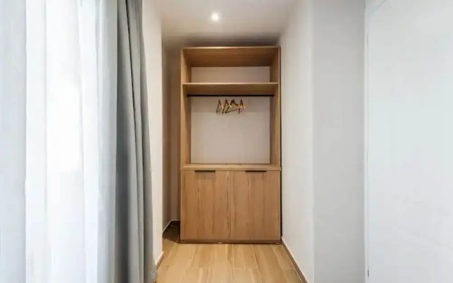 Sea Le Vie Hotel 4