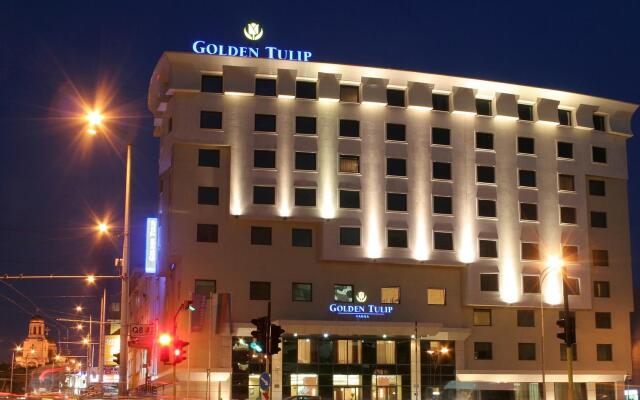 Отель Golden Tulip Varna Болгария, Варна - отзывы, цены и фото номеров - забронировать отель Golden Tulip Varna онлайн вид на фасад