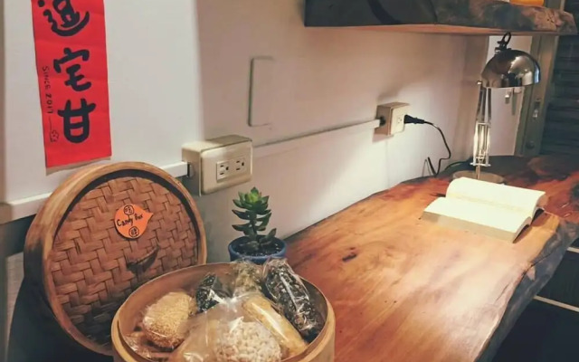 Navel Orange Hostel
