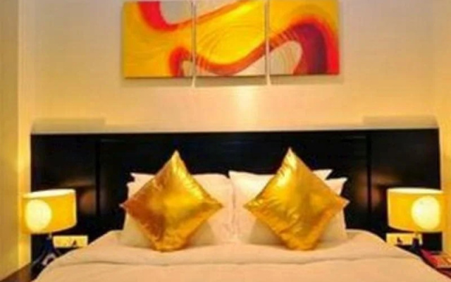 Platinum Hotel