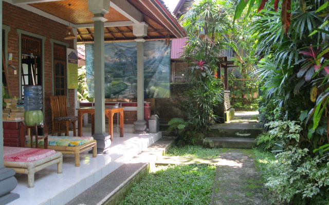 Suastika Lodge