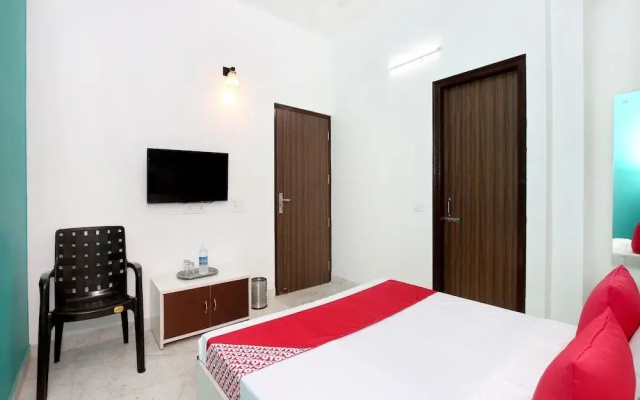 Hotel Riyasat By OYO Rooms