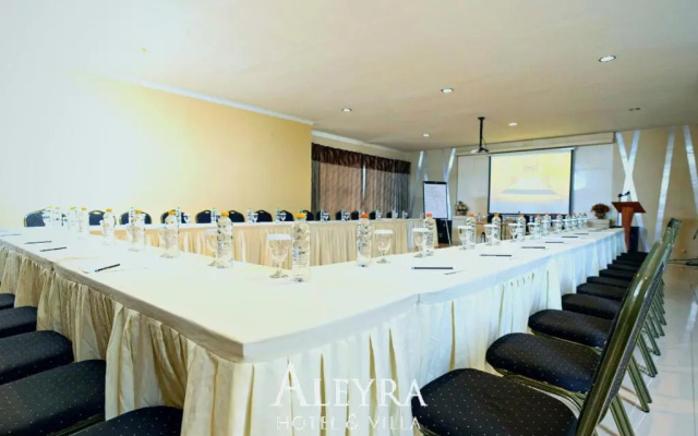 Aleyra Hotel and Villa Garut