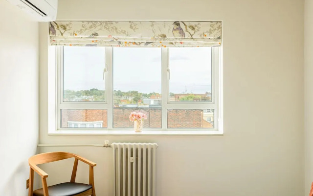 Lux Regents Park 2 bed 2 Bath Penthouse With AC