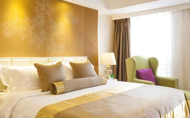 Golden NO.1 Hotel(黄金壹号酒店（陶瓷琉璃馆理工大店）)