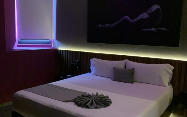 Roxy Motel