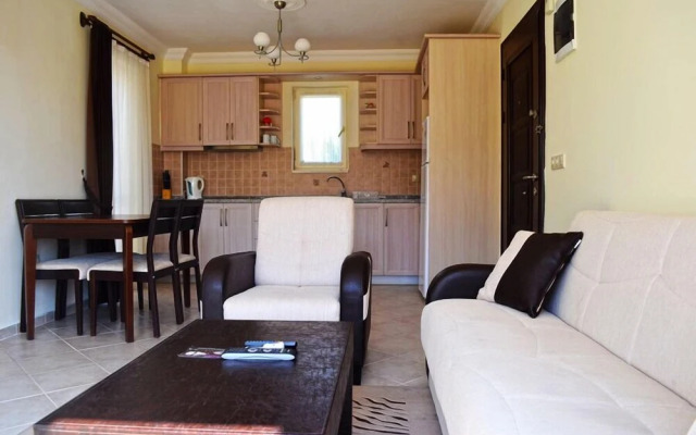 1 Bedroom Apartment Lake View 6 by Likya Global
