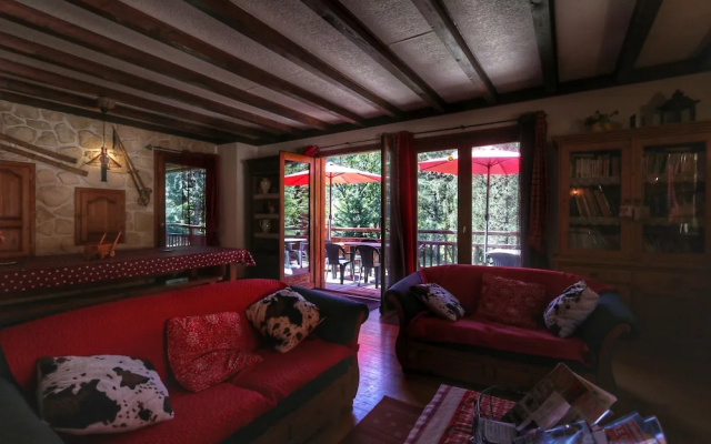 Chalet Aster