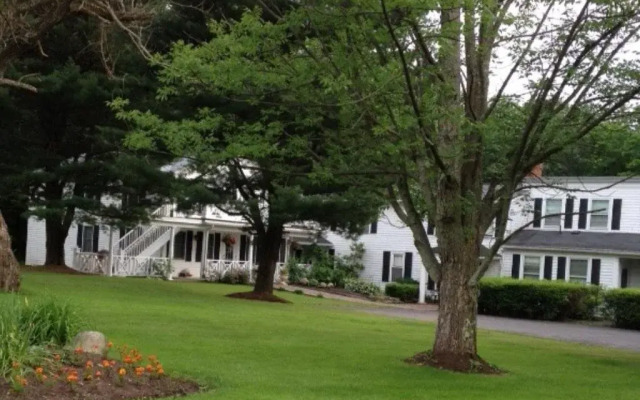 William Seaward Inn