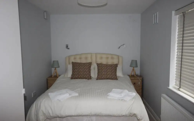 Aona Townhouse