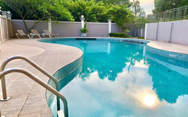 Apartment Queen Victoria Batam