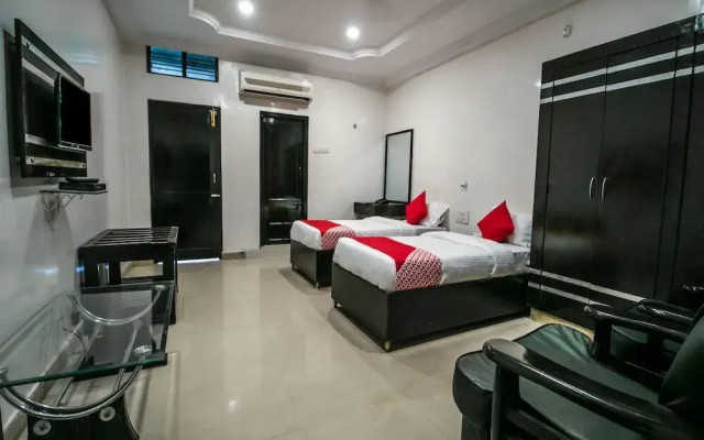 V V Pride by OYO Rooms
