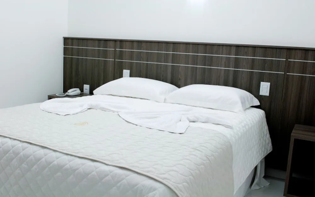 Roari Hotel