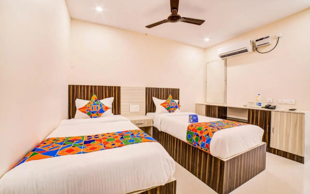 FabHotel Spark Inn