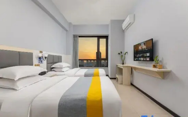 Jianghan Fine Hotel （Zhenghong Zhenghong High-tech Cyberport Store）