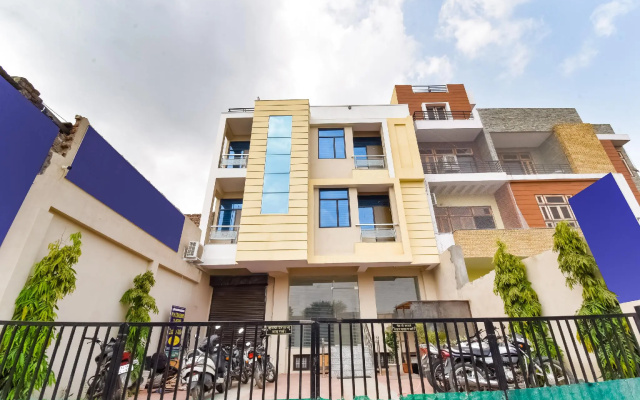 Flagship 60961 Hotel Blue Diamond