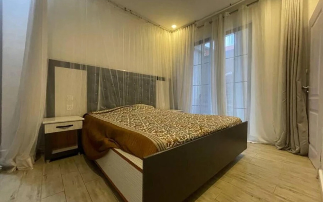 Lovely 3-Bedroom Apartment