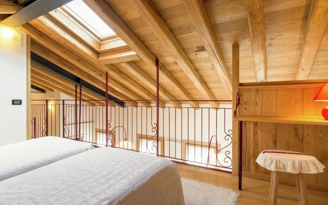 Adorable Apartment in Miane by the Lake