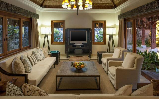Отель The St Regis Bora Bora Resort Французская Полинезия, Бора-Бора - отзывы, цены и фото номеров - забронировать отель The St Regis Bora Bora Resort онлайн комната для гостей