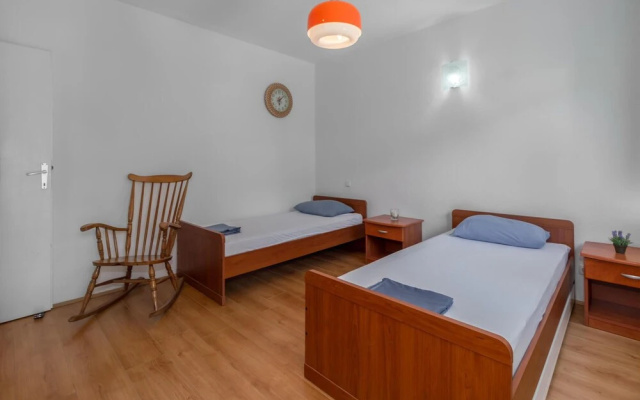 Awesome Home in Dramalj With Wifi and 3 Bedrooms