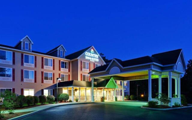 Отель Country Inn & Suites Queensbury вид на фасад