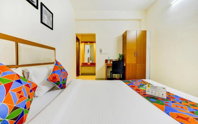 Sky Bay by FabHotel