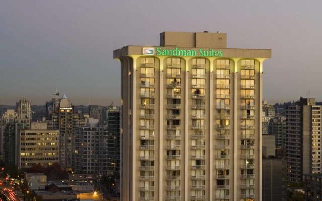 Отель Sandman Suites Vancouver on Davie Канада, Ванкувер - отзывы, цены и фото номеров - забронировать отель Sandman Suites Vancouver on Davie онлайн вид на фасад