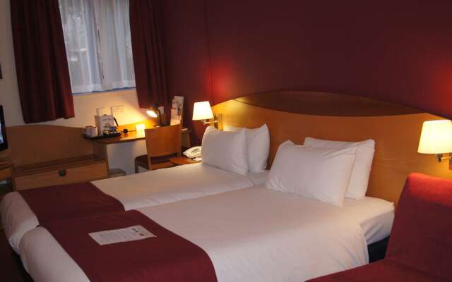 Отель Waterloo Hub Hotel & Suites Великобритания, Лондон - 6 отзывов об отеле, цены и фото номеров - забронировать отель Waterloo Hub Hotel & Suites онлайн комната для гостей