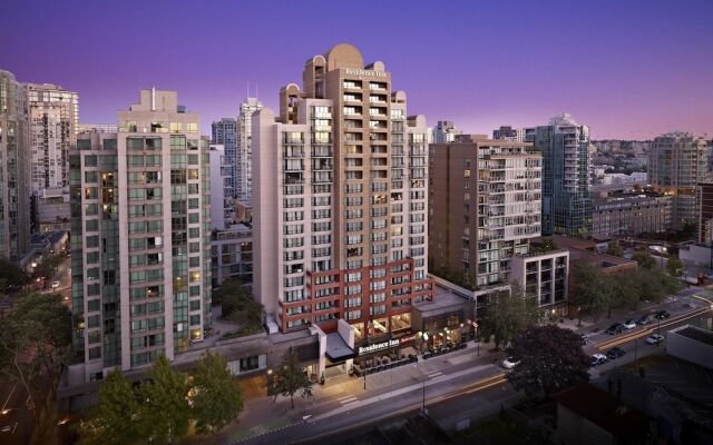 Отель Residence Inn by Marriott Vancouver Downtown Канада, Ванкувер - отзывы, цены и фото номеров - забронировать отель Residence Inn by Marriott Vancouver Downtown онлайн вид на фасад