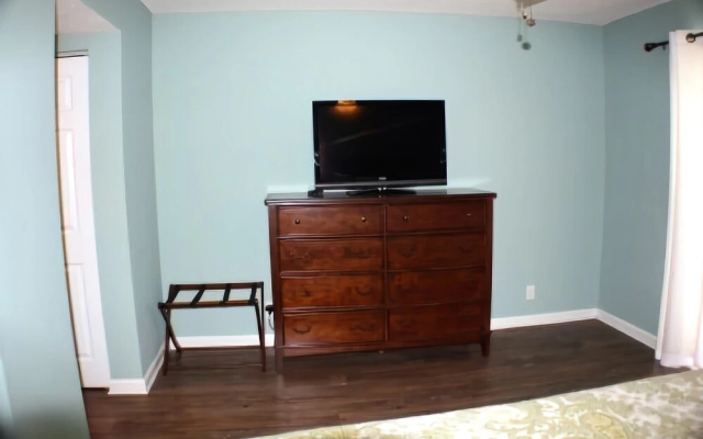 Oceans 56 - 3 Br Condo