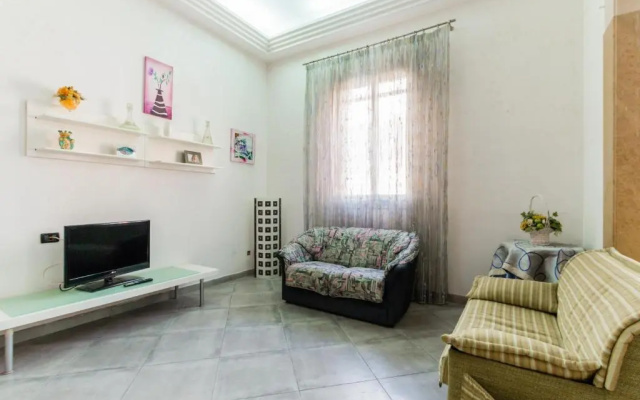 Lilla's house near the beach, parking & wifi
