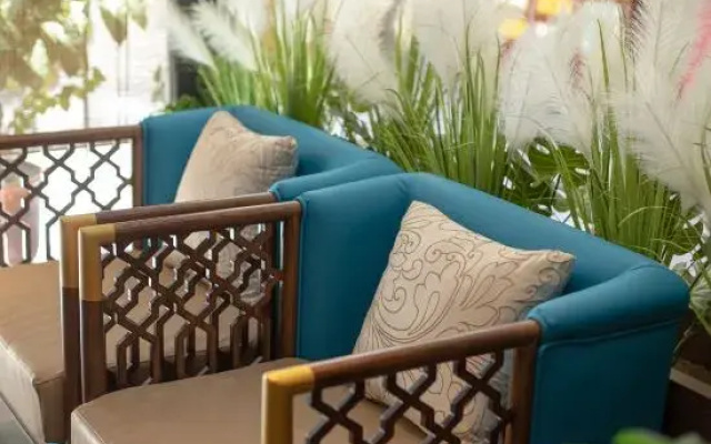 Simon Garden Boutique